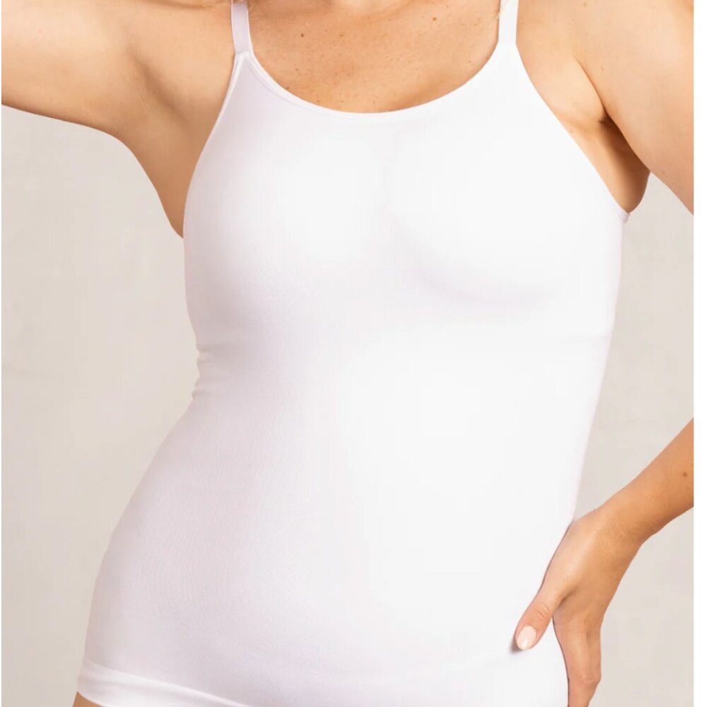 NWT - Shapermint All Day Every Day Scoop Neck Cami White - Size Small